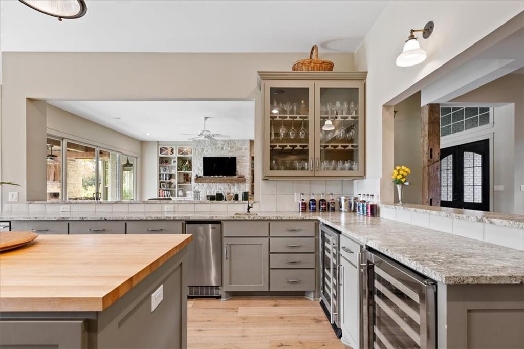 Moore Lewis - Residential