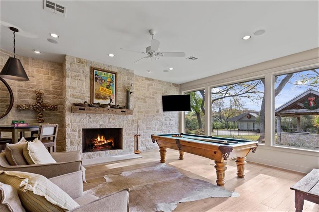 Moore Lewis - Residential