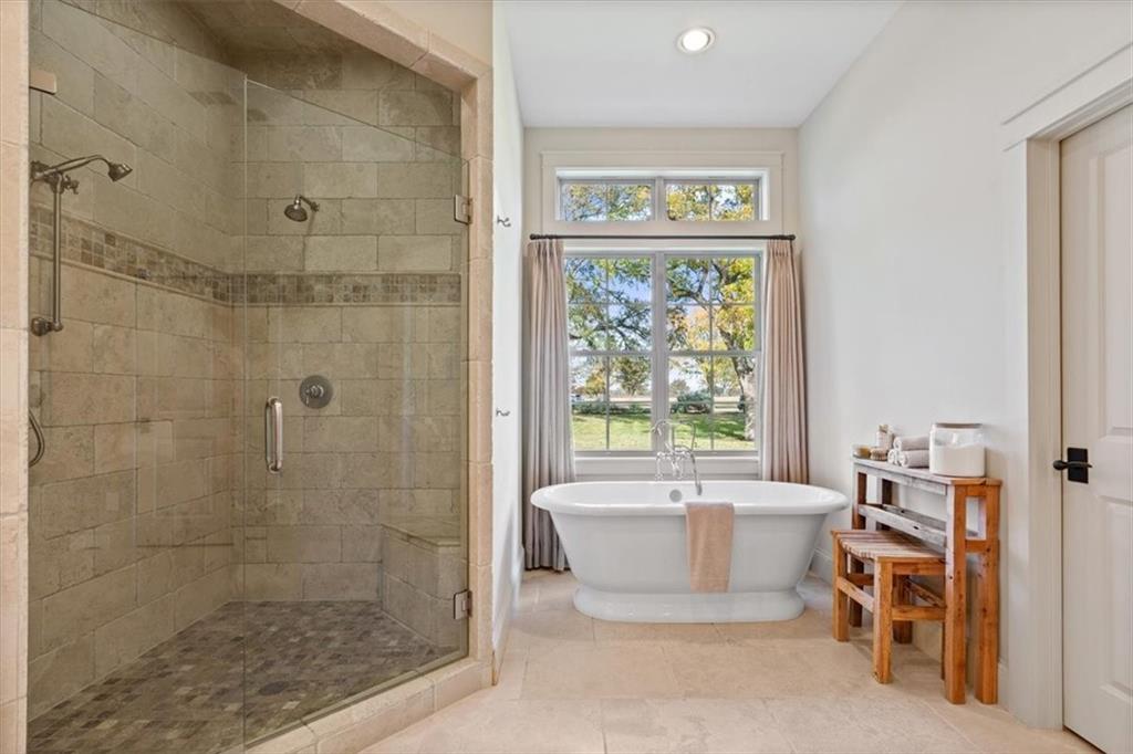 Moore Lewis - Residential