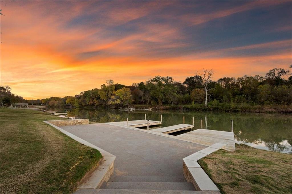 Moore Lewis - Residential