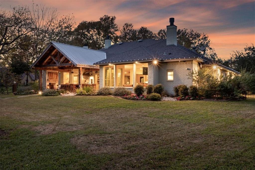 Moore Lewis - Residential