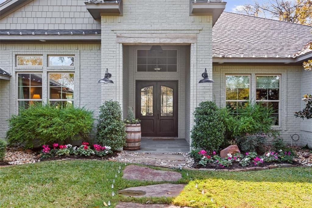 Moore Lewis - Residential