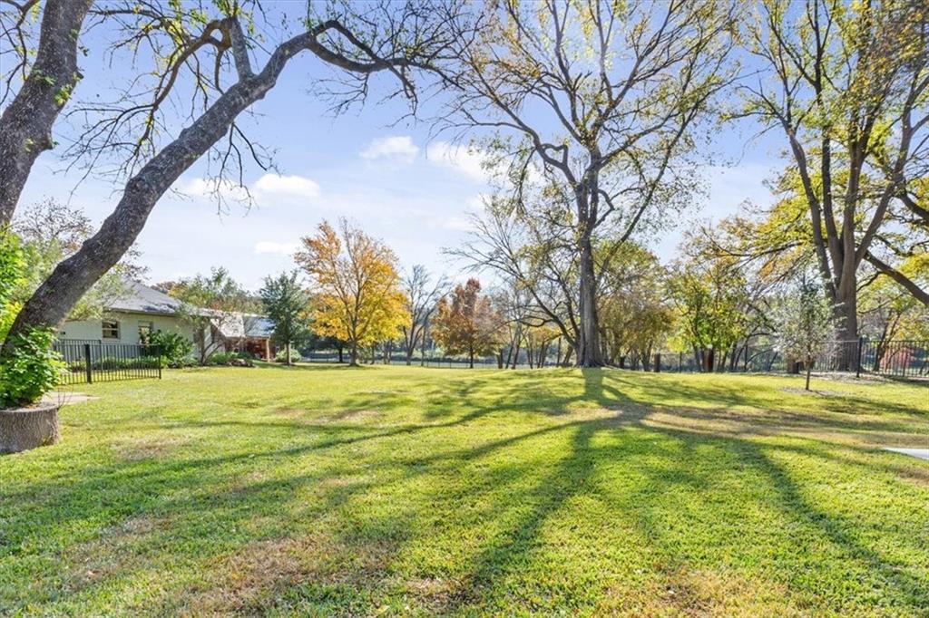 Moore Lewis - Residential