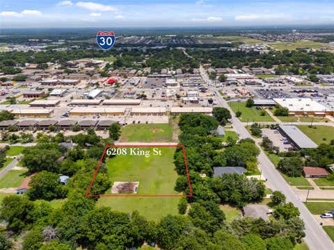 Photo of 6208 King Street, Greenville, TX 75402 (MLS # 21297136)