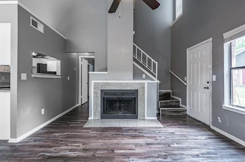 Tiny photo for 1122 Millview Drive #301, Arlington, TX 76012 (MLS # 21100660)