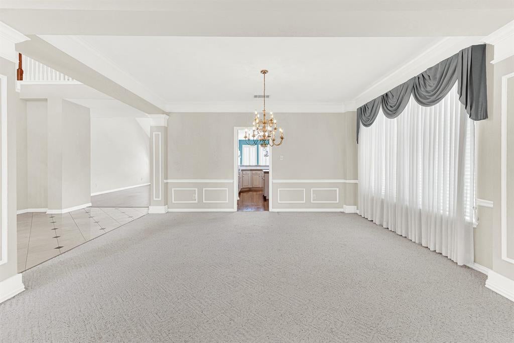 4020 MAYFLOWER Lane