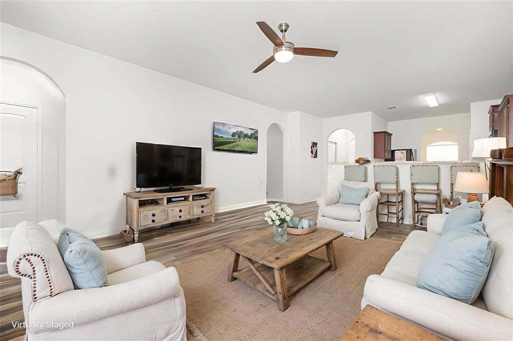 1906 Pilot Point Way