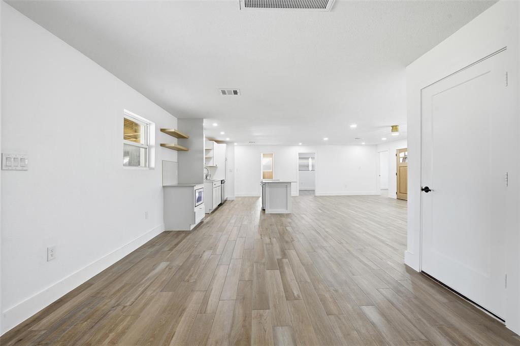 SOUTH HILLS - Residential