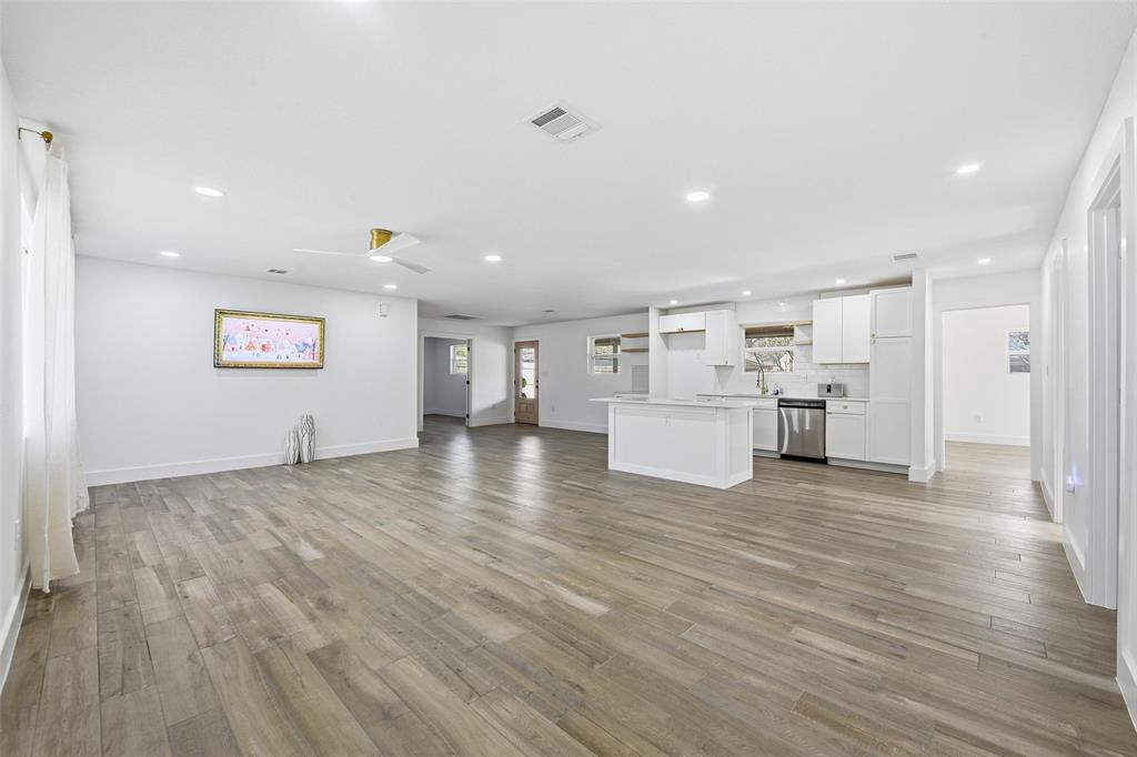 SOUTH HILLS - Residential