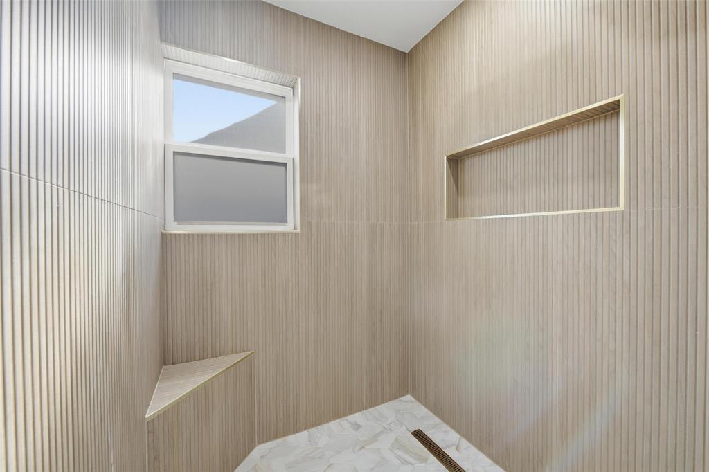 SOUTH HILLS - Residential