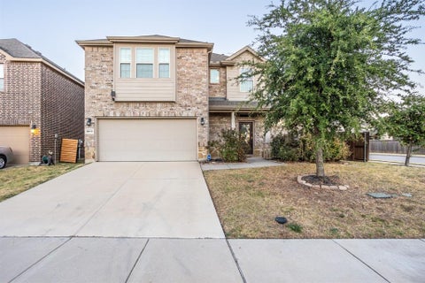 Photo of 2013 Lake Moss Lane, Little Elm, TX 75068 (MLS # 21396427)