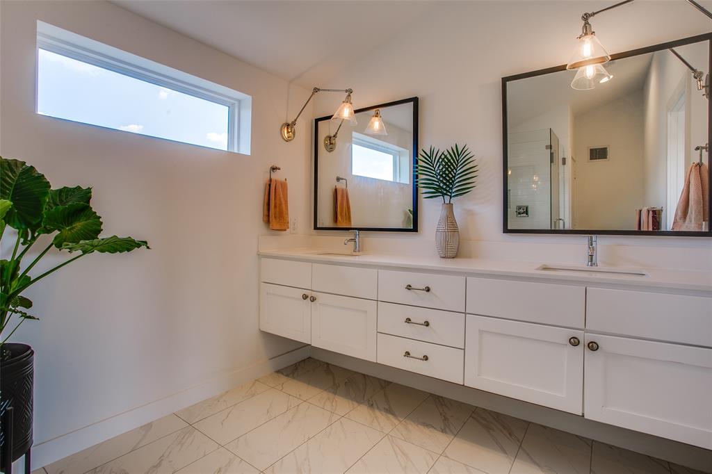 Elsbeth Townhouses - Residential