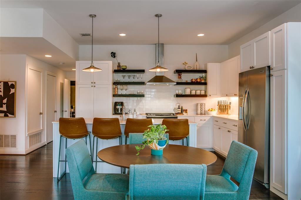 Elsbeth Townhouses - Residential