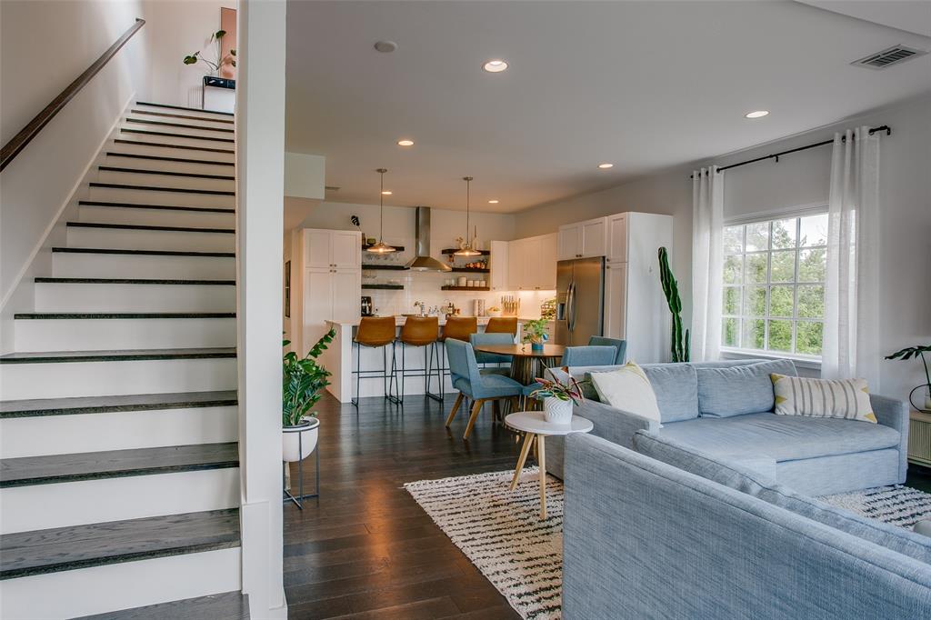 Elsbeth Townhouses - Residential