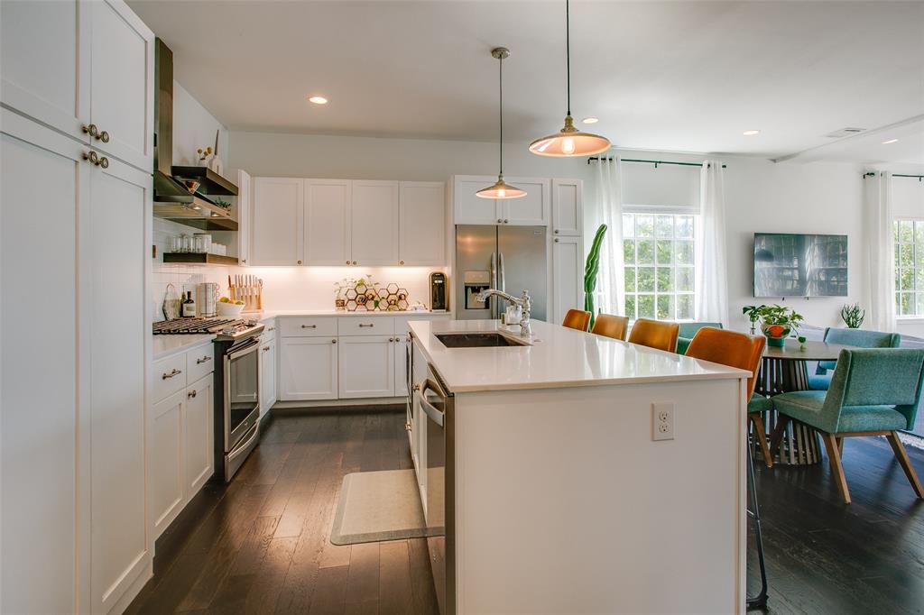 Elsbeth Townhouses - Residential