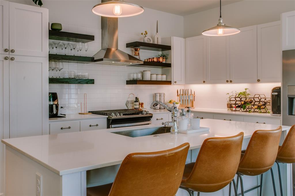 Elsbeth Townhouses - Residential