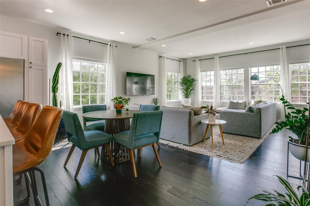 Elsbeth Townhouses - Residential