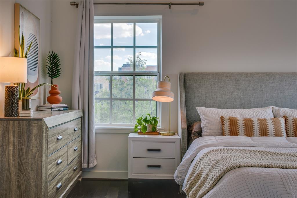 Elsbeth Townhouses - Residential