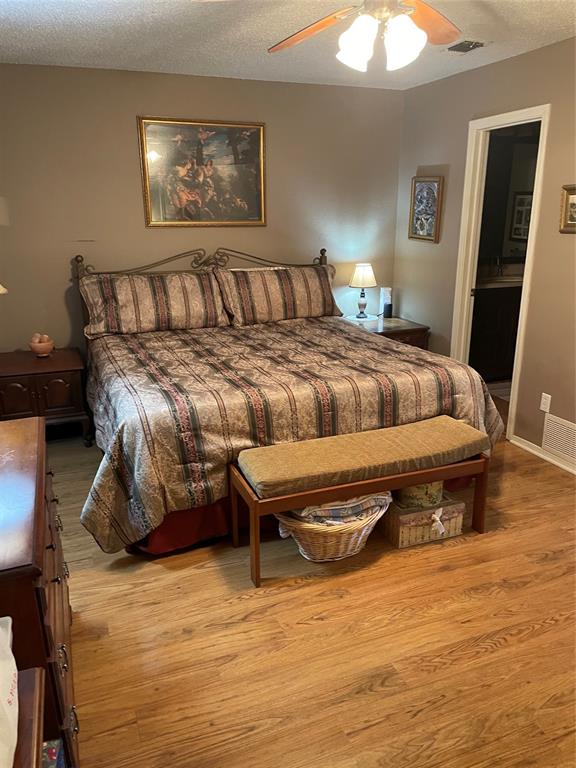 Pecan Acres Condo - Residential