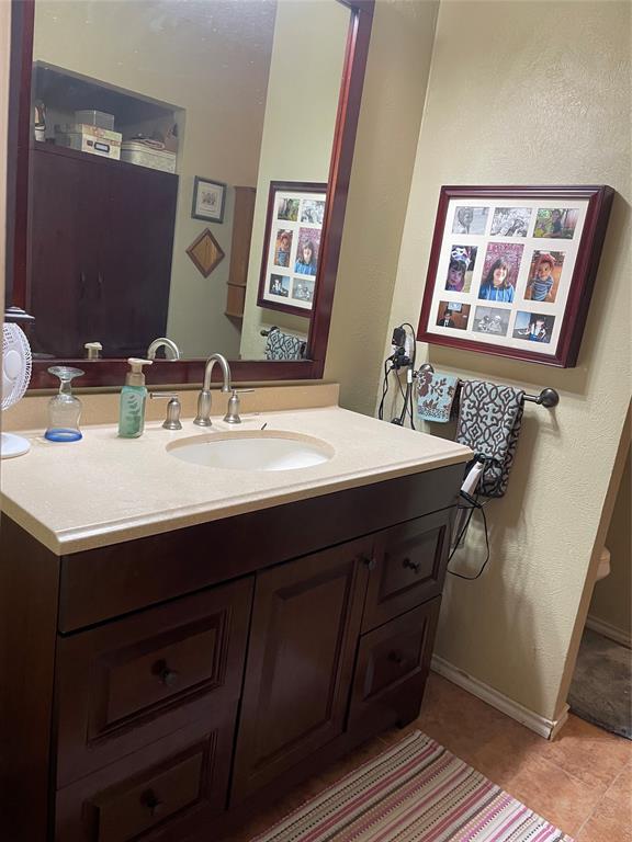 Pecan Acres Condo - Residential