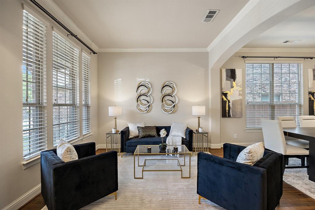 5529 Bentrose Drive