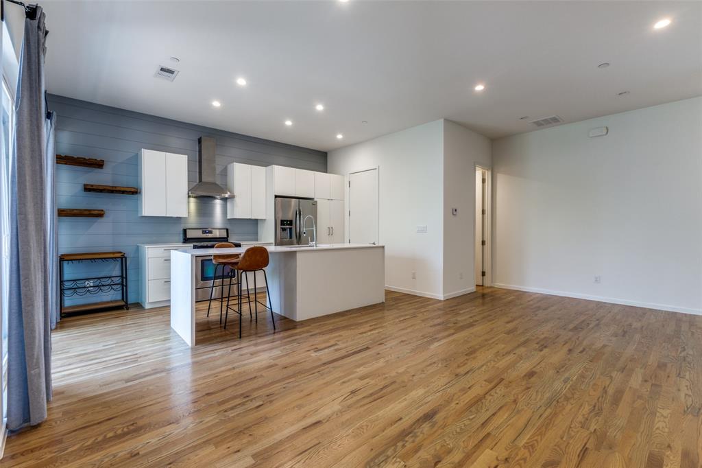 3816 San Jacinto Street 309