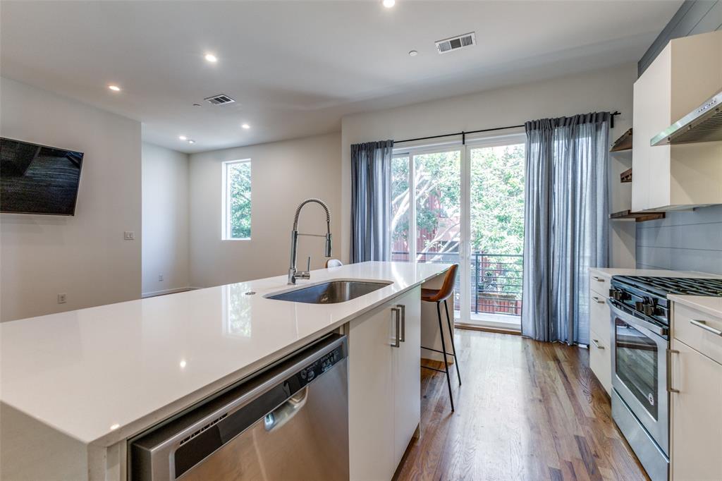 3816 San Jacinto Street 309