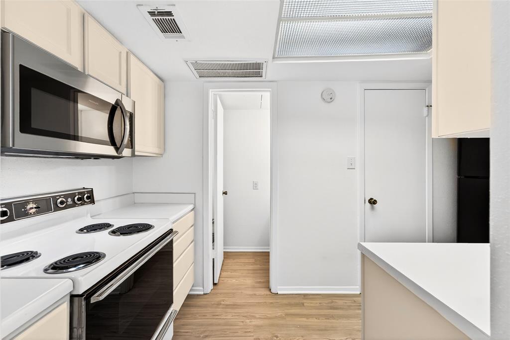 4338 HARTFORD CONDOMINIUM - Residential