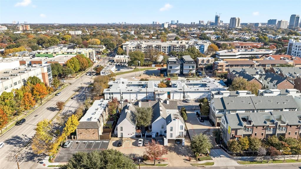 4338 HARTFORD CONDOMINIUM - Residential