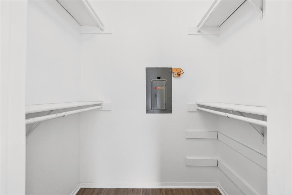 4338 HARTFORD CONDOMINIUM - Residential