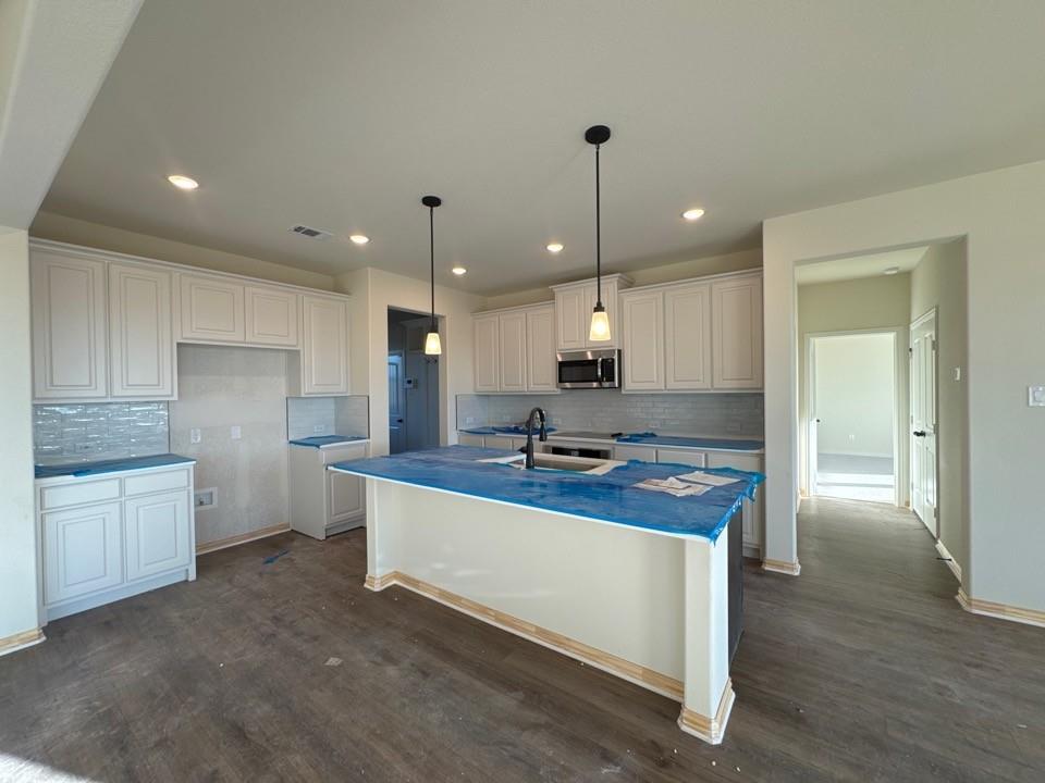 8885 County Road 623