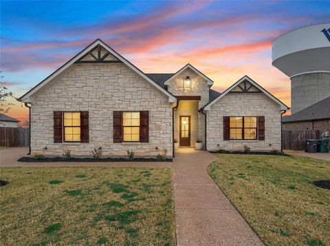 2304 Paddington Way Waco TX 76655