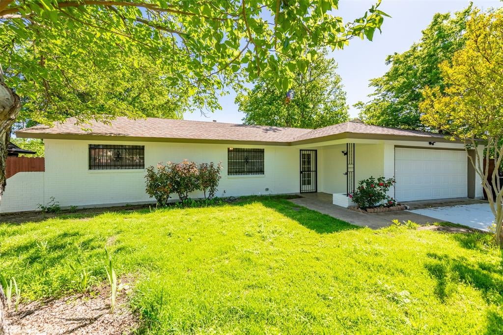 1504 Engblad Drive