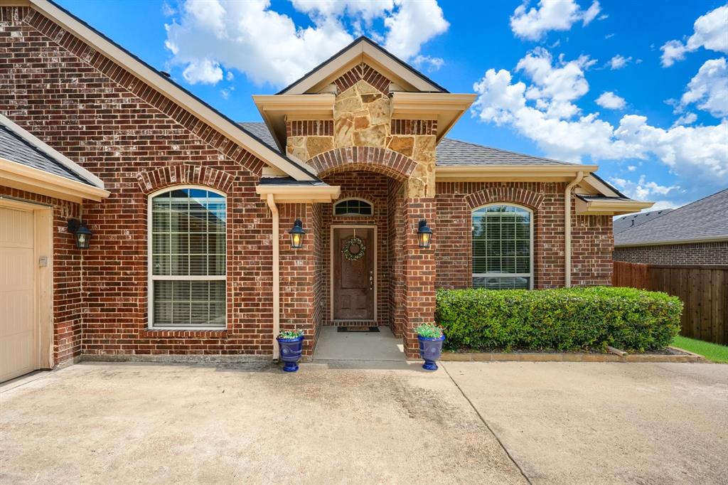 1115 Oak Ridge Road
