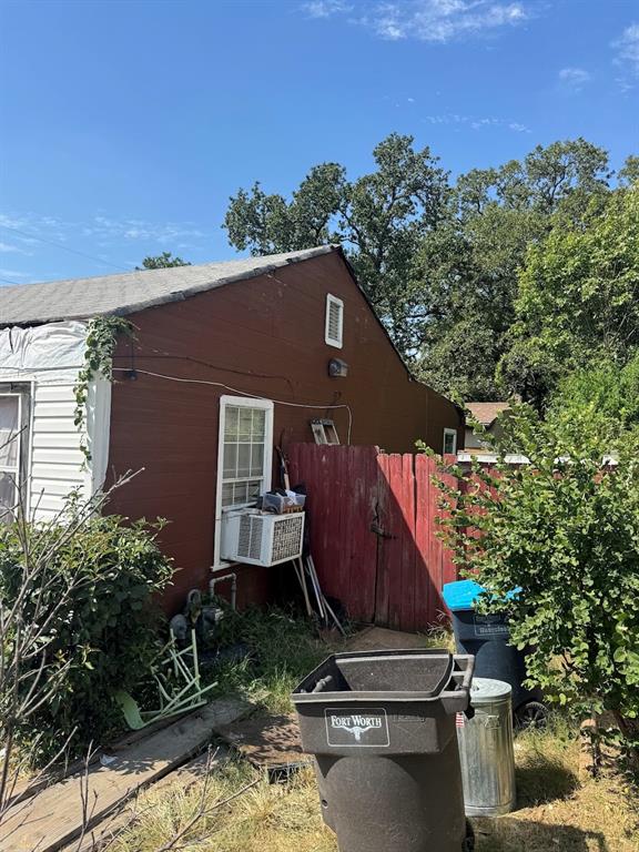 816 Bradley Street