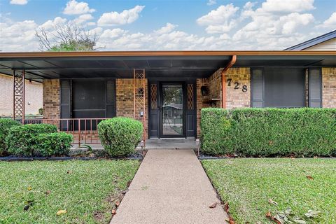 A home in Burleson