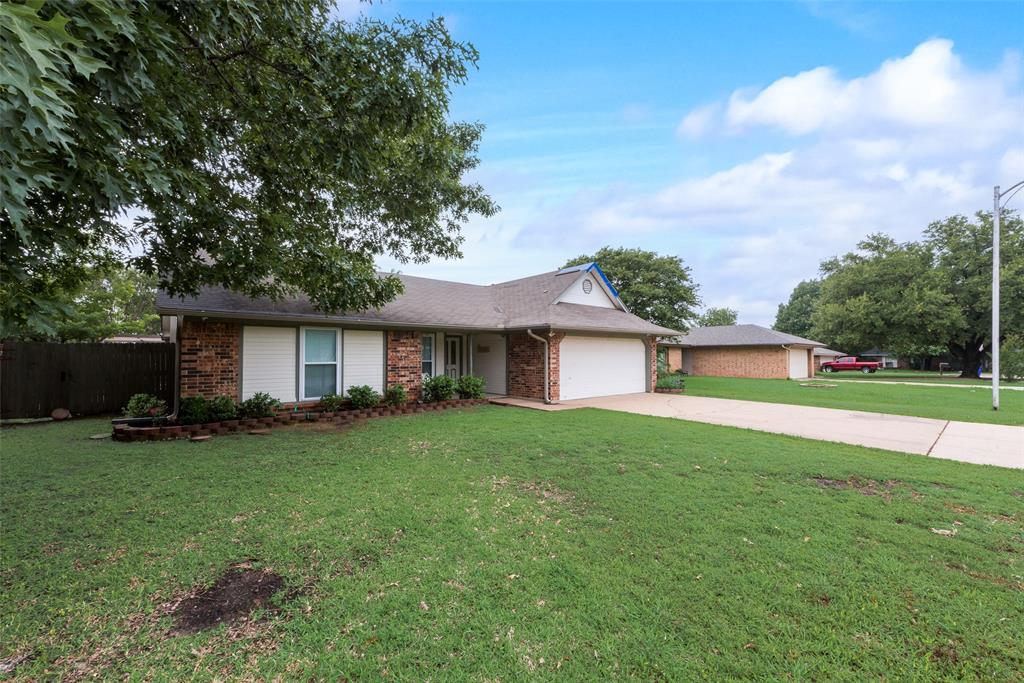 728 Kensington Lane
