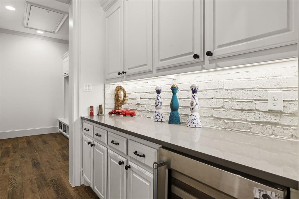 Oak Crest - Residential