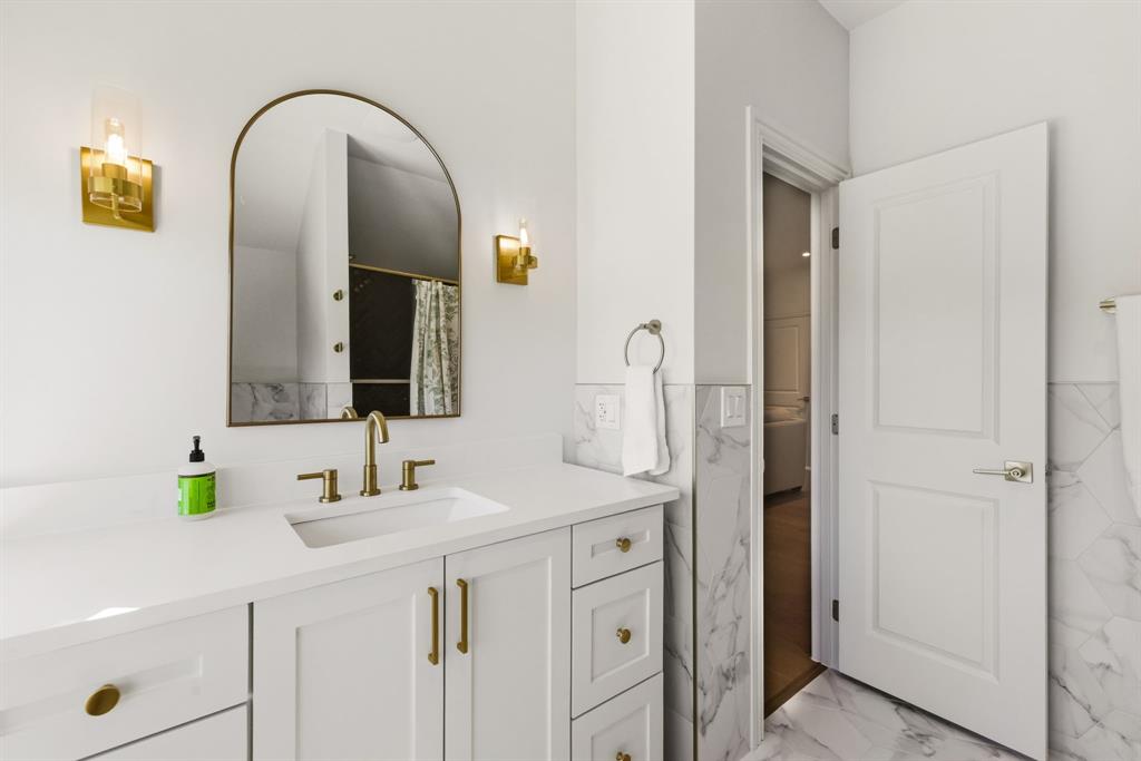 Oak Crest - Residential
