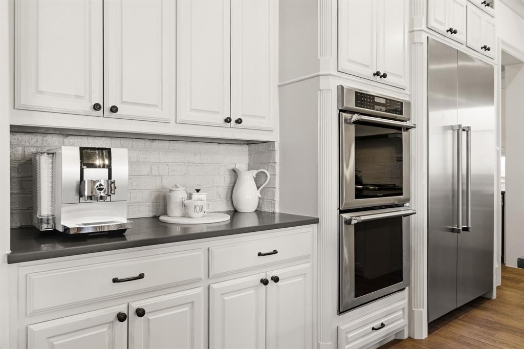 Oak Crest - Residential
