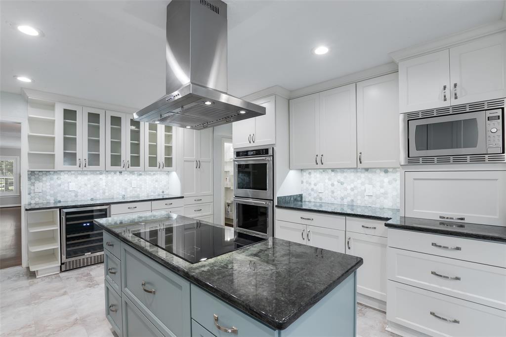 1215 N Oak Cliff Boulevard