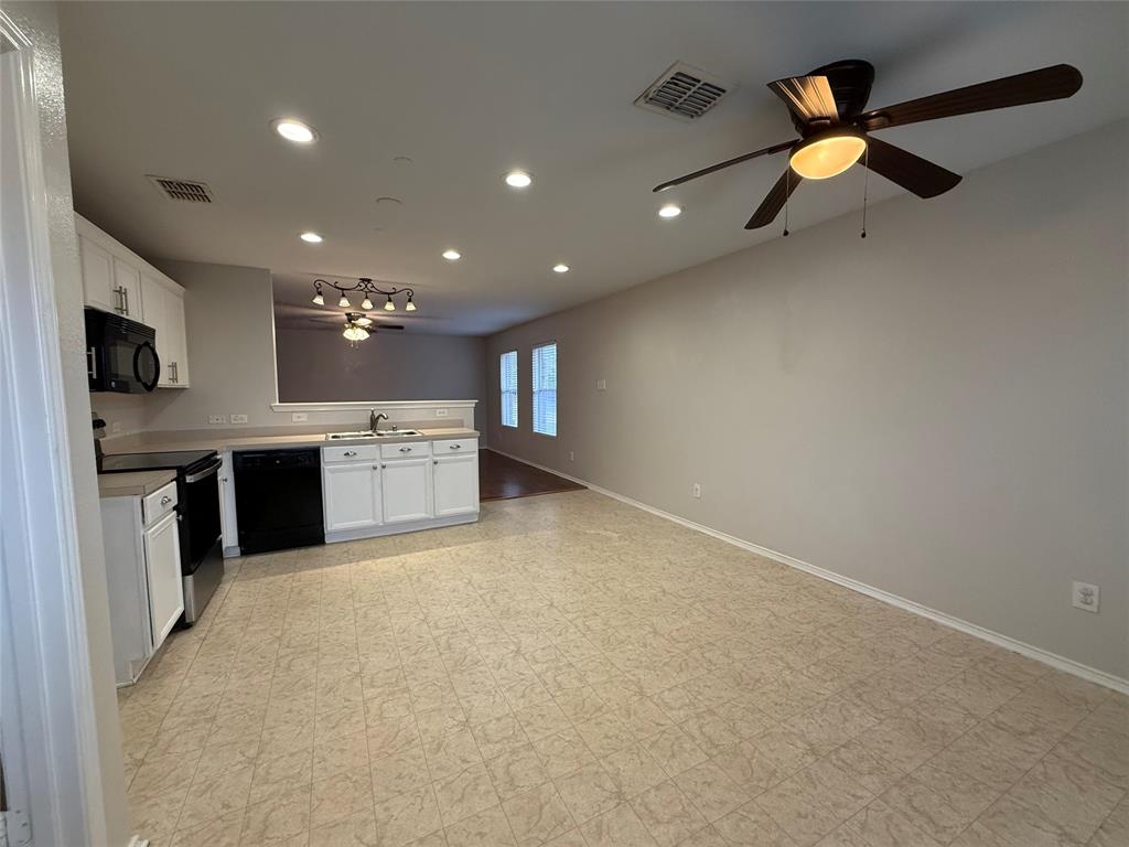 Northpointe Crossing Ph 1 South - Residential Lease