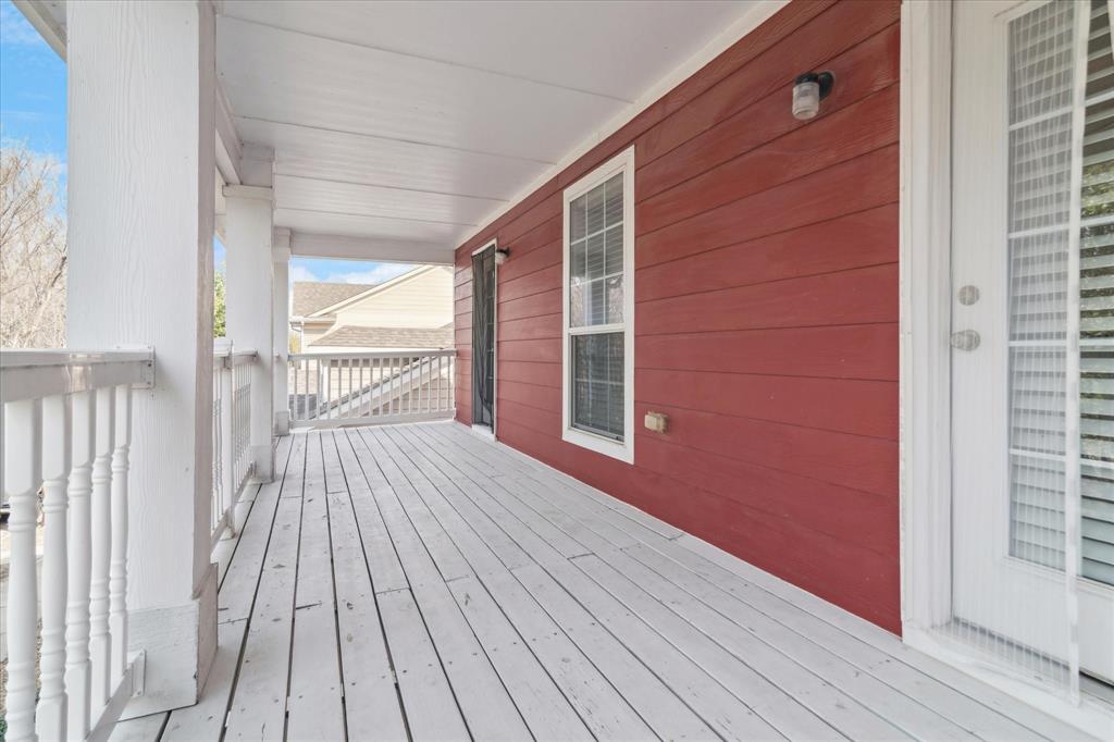 1116 Charleston Lane