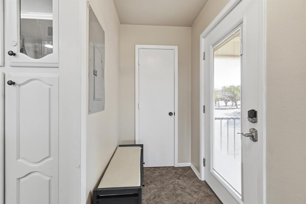 3033 Hells Gate Loop E207