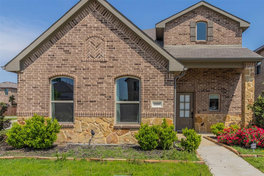 1800 Emilia Drive