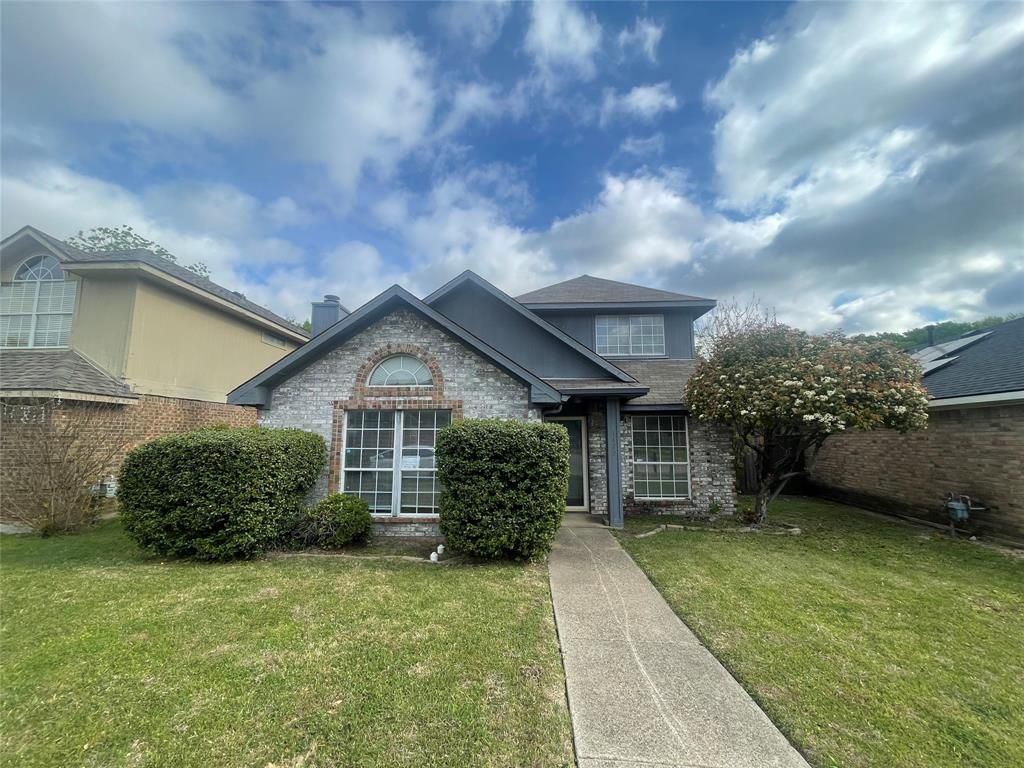 Photo of 1429 Juniper Lane, Mesquite, TX 75149 (MLS # 21224651)