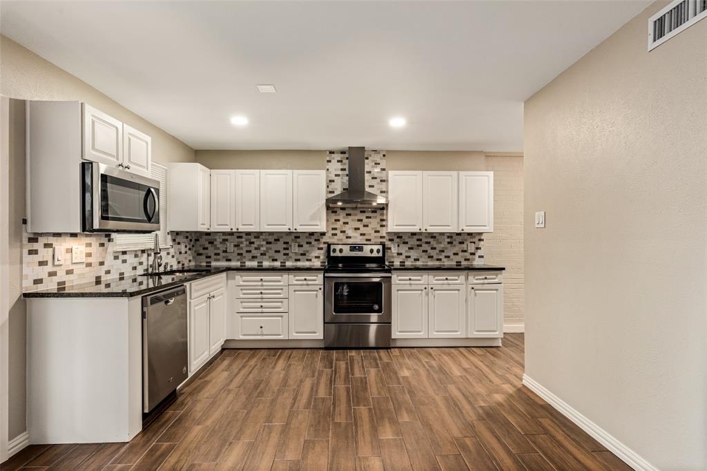 Country Place Twnhs 01 - Residential Lease