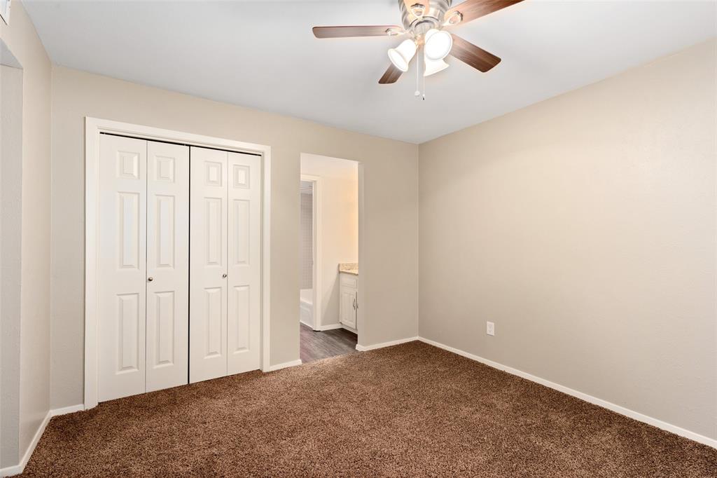 Country Place Twnhs 01 - Residential Lease