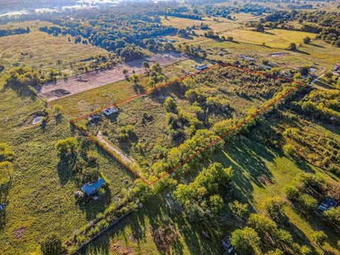 Photo of 1929 County Road 122, Kaufman, TX 75142 (MLS # 21415464)
