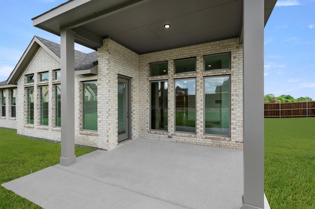 3043 Farmhouse Drive